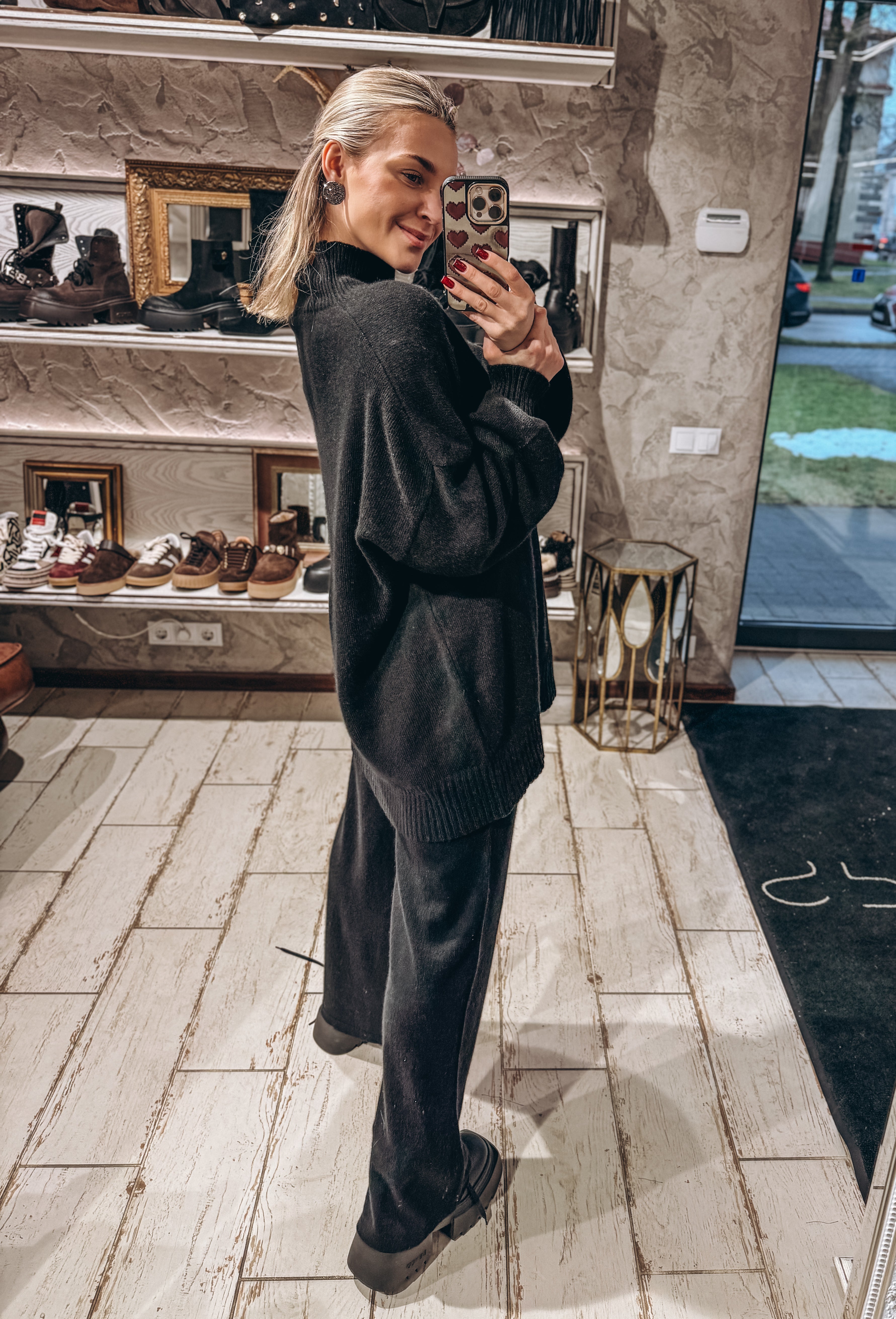 Komplektas su vilna, kašmyru