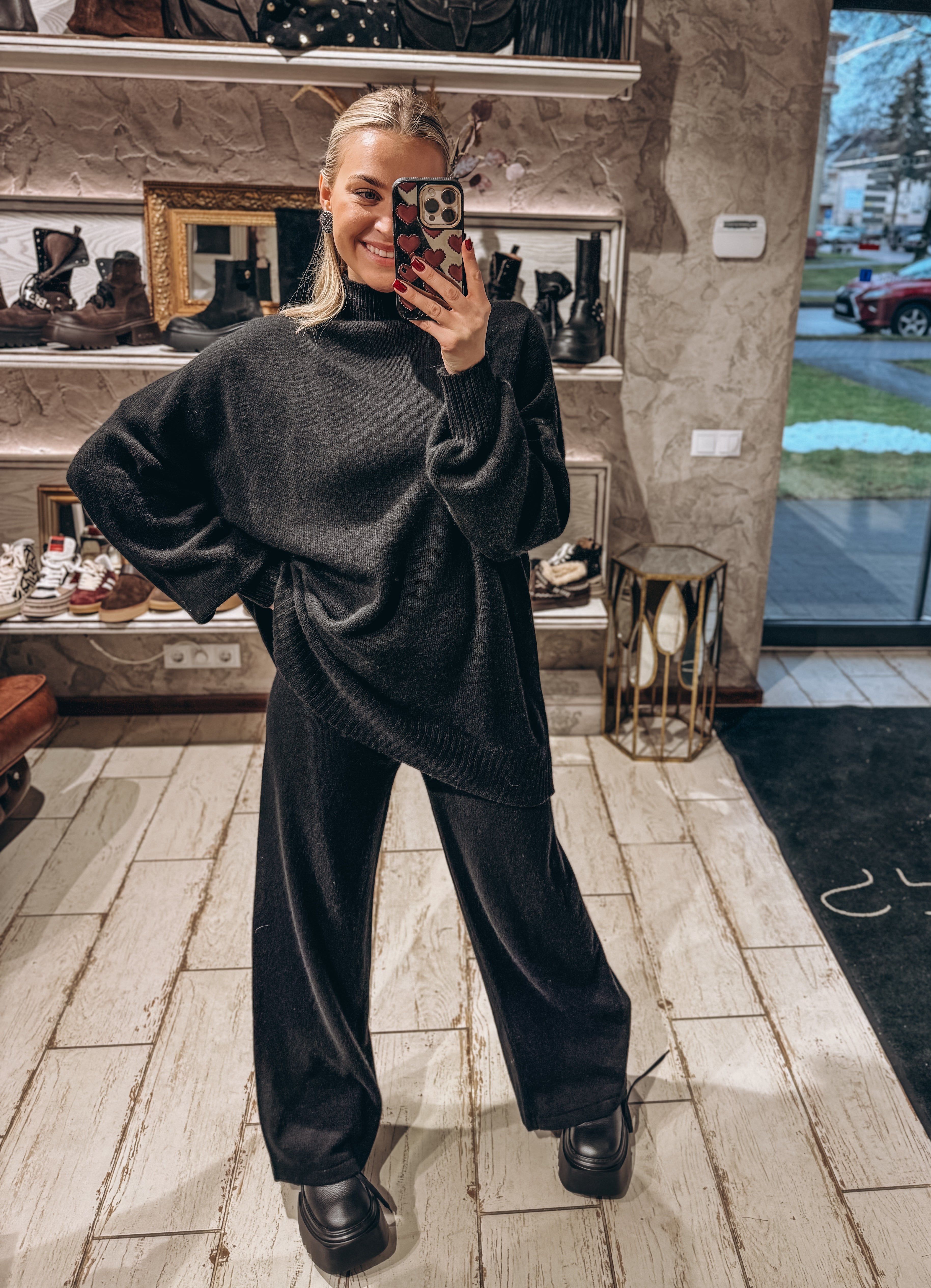 Komplektas su vilna, kašmyru